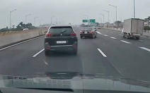 Tài xế thoát nạn trên cao tốc vì chạy xe giữ khoảng cách an toàn