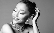 Ariana Grande khiến fan 'lụy' hết nấc với bản 'xịn' của Eternal sunshine