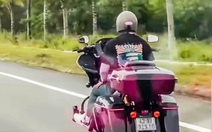 Vụ buông 2 tay lái mô tô phân khối lớn: Cảnh sát làm việc với chủ xe và 2 người nước ngoài