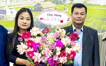 Vụ lãnh đạo đến chúc mừng 8-3 chỉ gặp 1 nhân viên: Không nhận được thông báo, đi làm trễ