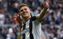 Man United thảm bại 1-4 trước Newcastle