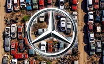 Đốt vàng mã dịp Tết Thanh minh, thiêu luôn 9 chiếc ô tô bên đường