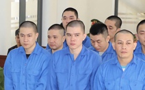 Lừa chơi đánh bài để cướp tài sản, 11 bị cáo lãnh tổng cộng 104 năm tù