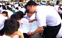 Hải quân tuyên truyền biển đảo cho học sinh, thanh niên