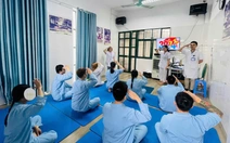 Sử dụng âm nhạc 'chữa lành', hát một bài quen thuộc khi buồn bạn sẽ vui