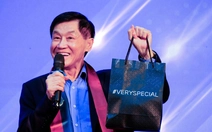 Hai công ty nhà ông Johnathan Hạnh Nguyễn thoái bớt vốn tại chuỗi bán lẻ lớn nhất sân bay