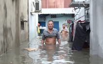 Người dân xóm trọ ở Thủ Đức gượng dậy sau trận mưa  'nhấn chìm' nửa căn nhà