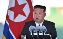 Ông Kim Jong Un nổi giận vì sự cố trong lễ hạ thủy tàu chiến mới