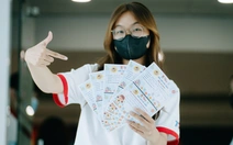 Sinh viên tình nguyện mong tận tay trao quà cho bệnh nhi ung thư