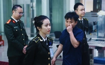 Dùng VNeID làm thủ tục tại sân bay Nội Bài và sân bay Tân Sơn Nhất ra sao?