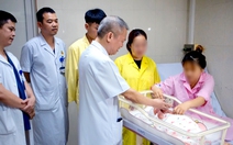 Cô gái mắc tim bẩm sinh từng chỉ còn 1% sự sống nay sinh con khỏe mạnh