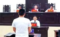 Cho người Trung Quốc đang bị Interpol truy nã ở chui, 3 bị cáo lãnh án