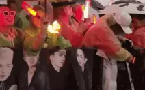 Concert Anh trai vượt ngàn chông gai trong mưa lớn, kêu gọi khán giả 'tắm mưa'