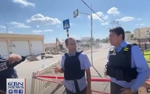 Nghị sĩ Quốc hội Israel bỏ chạy vì tên lửa Iran?