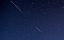 Bão Mặt trời khiến vệ tinh của Elon Musk 'rơi rụng' sớm, nguy cơ phát tán mảnh vỡ