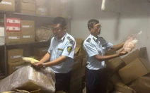Chống buôn lậu, hàng giả 4-6: Tiêu hủy hàng trăm ký thịt heo, chân giò, bò viên… không rõ nguồn gốc