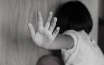 Bắt tạm giam cụ ông 72 tuổi dâm ô nữ sinh 13 tuổi