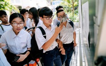 Cấm học sinh dùng điện thoại trong trường: Cần làm ngay!