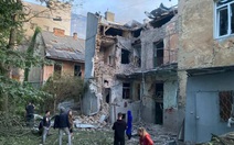 Nga đổi chiến thuật, tấn công ồ ạt vào các thành phố xa tiền tuyến của Ukraine