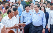 Chủ tịch Quốc hội tiếp xúc cử tri Cần Thơ ngày đầu vận hành chính quyền 2 cấp