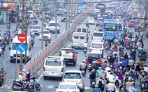 Cần tách riêng làn ô tô và xe máy