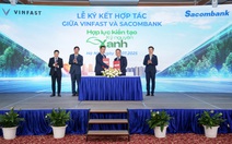 Sacombank bắt tay Vinfast Việt Nam triển khai gói vay ưu đãi mua xe điện