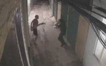 Người đàn ông nổ súng khi công an kiểm tra hành chính