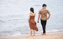 Vợ chồng 'cấm vận chăn gối', nên không?