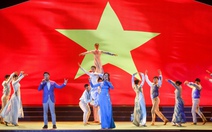 ‘Côn Đảo - Bản hùng ca bất tử’ thu hút đông đảo người dân trong đêm nghệ thuật tri ân