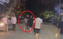 Cả chục ông vây đánh cô gái tại karaoke Phantom Bãi Cháy