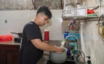 Mong làm bác sĩ để được nghe cha gọi tên dù chỉ một lần