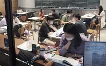 Có một quán cà phê mà khách hàng mang máy in, PC đến, chịu nổi không?!