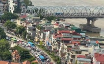 Cấm cầu Long Biên vào giờ cao điểm buổi sáng để quay phim gây ùn tắc, đơn vị quản lý lên tiếng