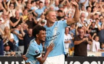 Erling Haaland trêu chọc vụ ‘lỡ lời’ của Madueke trước Wolves