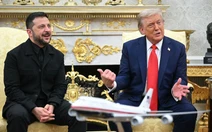 Ông Zelensky 'đóng nguyên cây đen' đến Nhà Trắng, ông Trump khen