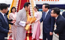 Quốc vương BhutanJigme Khesar Namgyel Wangchuck và Hoàng hậu đến Hà Nội