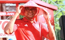Huyền thoại Arsenal đến Việt Nam, dự đoán đội nhà sẽ có cúp mùa tới