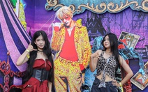 Đếm ngược đến 8Wonder: Fan DPR Ian làm photobooth sặc sỡ, J Balvin đi xích lô ở Hà Nội