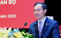 PGS.TS Nguyễn Mạnh Hùng giữ chức phó giám đốc Học viện Chính trị quốc gia Hồ Chí Minh