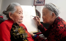 Họa sĩ Đặng Ái Việt: Tôi sẽ ngừng vẽ khi Mẹ Việt Nam anh hùng cuối cùng qua đời