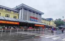 Có nhà bạt phục vụ người dân xem diễu binh, diễu hành A80
