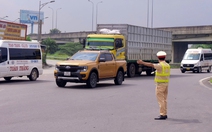 Người dân đi chơi lễ 'dính' kẹt xe trên quốc lộ 51 di chuyển ra sao?