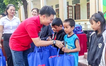 Ngăn dòng học sinh vùng lũ Nghệ An bỏ học
