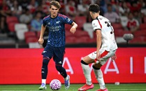 Arsenal muốn đưa thần đồng 15 tuổi lên đá đội một