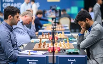 Vua cờ Gukesh thua liền hai ván cờ tiêu chuẩn trước đối thủ dưới 2.700 Elo