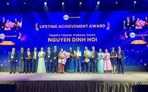 GS Nguyễn Đình Hối được vinh danh và trao giải thưởng 'Thành tựu trọn đời'