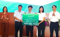 Trao học bổng và thiết bị học tập trị giá 1,5 tỉ đồng tặng các trường miền núi Khánh Hòa