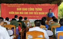 Đoàn đại biểu TP.HCM tiếp sức cho cán bộ, chiến sĩ và nhân dân trên đảo ngọc
