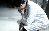 ‘Làn sóng’ đề xuất miễn học phí cho bác sĩ nội trú