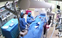 Ngưng tim bất ngờ khi đi khám, nữ bệnh nhân ở Cà Mau thoát chết thần kỳ